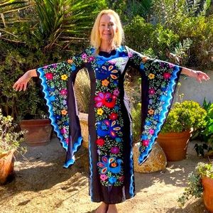 Fabulous Embroidered Print Mexican Maxi Dress With Butterfly Sleeves
